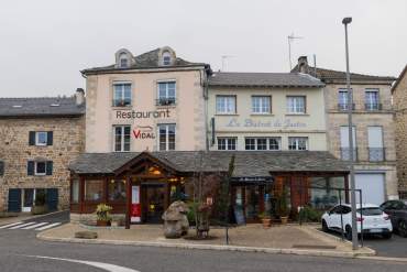 Maison Vidal, situation & accès, Saint Julien en Chapteuil